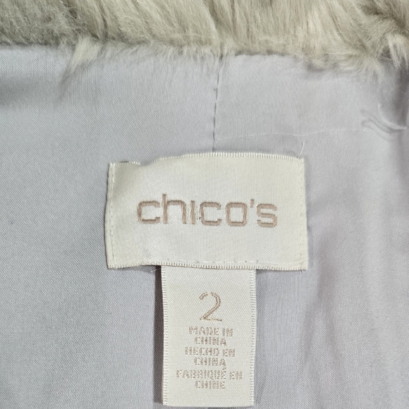 Chico's Silver Animal Print Metallic Faux Fur Collar Quilted Zip Vest Pockets - Picture 8 of 9
